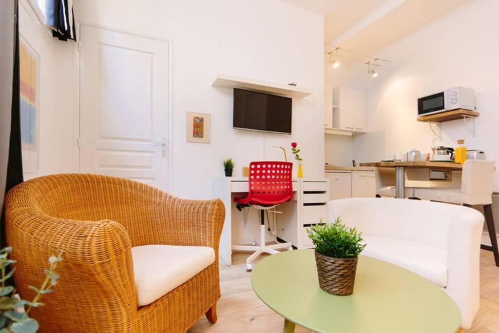 Lulu, Le Studio Du Chateau Leilighet Nantes Eksteriør bilde